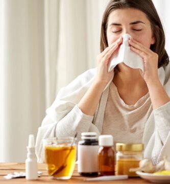 más de un año de baja médica